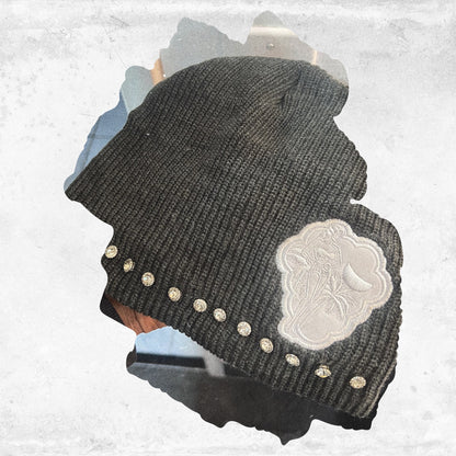 “Art & Chaos” Medusa Stone Grapo Beanie